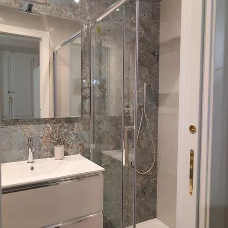 ホームステイ Gioli ローマ